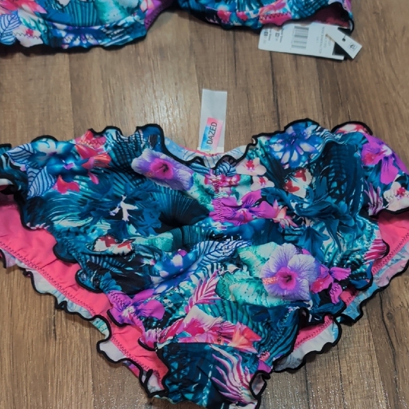 Floral Print Bikini Set - Picture 6 of 7